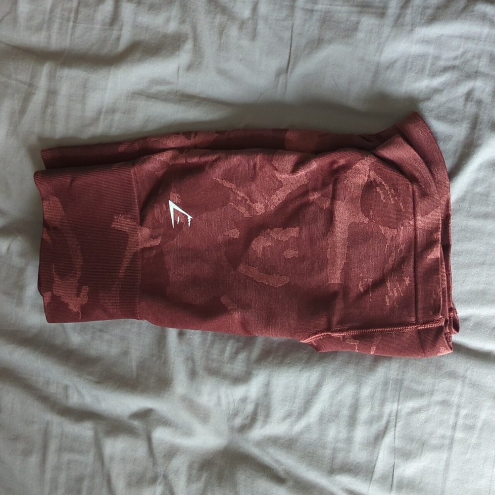 Gymshark Maroon Camo Shorts - Picture 5 of 7